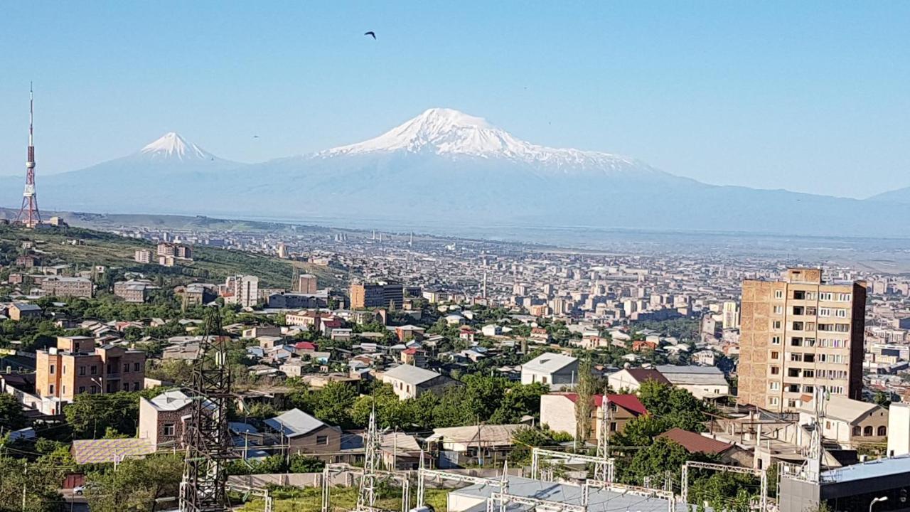 Pride Properties Welcomes You At 17 Buzant St 11-166 Yerevan Armenia Exterior photo