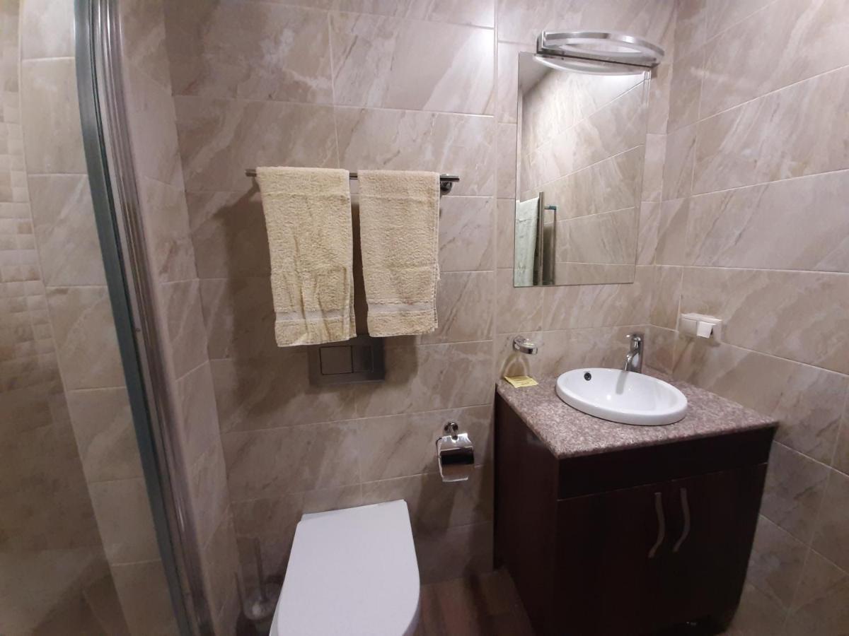 Pride Properties Welcomes You At 17 Buzant St 11-166 Yerevan Armenia Exterior photo
