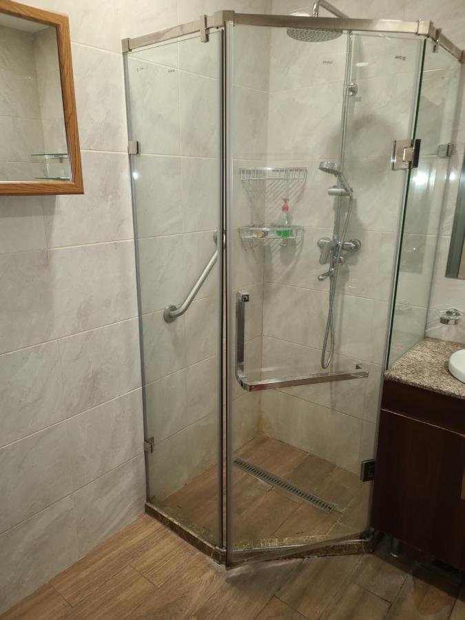 Pride Properties Welcomes You At 17 Buzant St 11-166 Yerevan Armenia Exterior photo